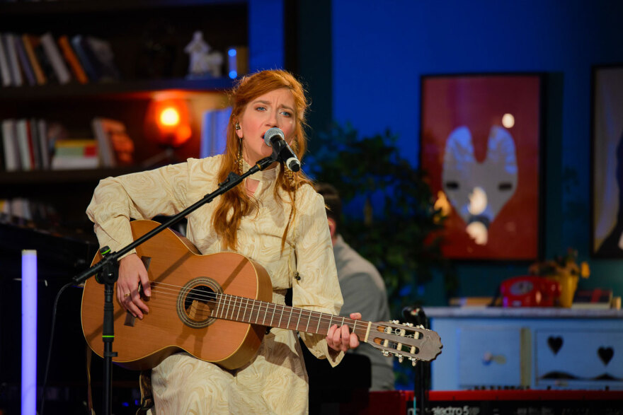 «Του δρόμου η χαρά»: Ο Νίκος Πορτοκάλογλου στο Μέγαρο Μουσικής Αθηνών