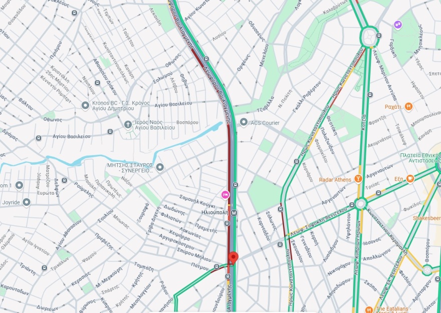 Δύο τραυματίες σε τροχαίο στην Βουλιαγμένης  - Αποκαταστάθηκε η κυκλοφορία