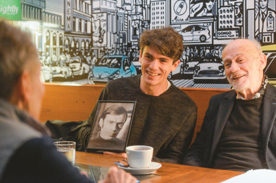 Υπάρχω: Ο Λιάνης, ο Μάστορας και ο Μελισσανίδης αναβιώνουν στην ταινία, τη ζωή του Στέλιου Καζαντζίδη - Συνέντευξη στον Δανίκα