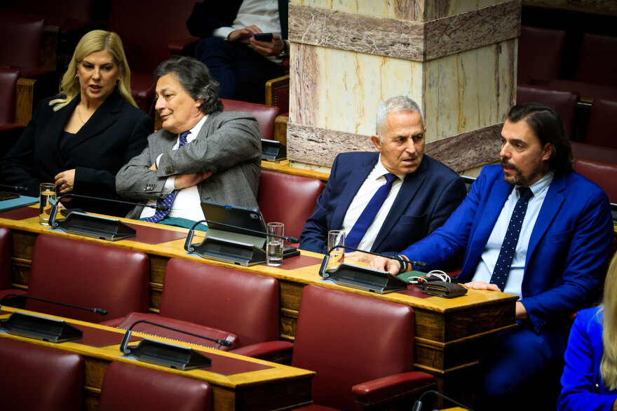 Προϋπολογισμός: Πέρασε με τις περισσότερες ψήφους της 5ετίας - Τα 258 υπέρ στις δαπάνες Άμυνας και ο Τσίπρας