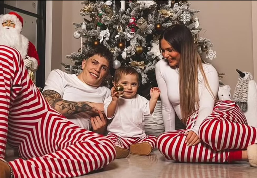 Οι Χριστουγεννιάτικες φωτογραφίες των ποδοσφαιρικών αστέρων