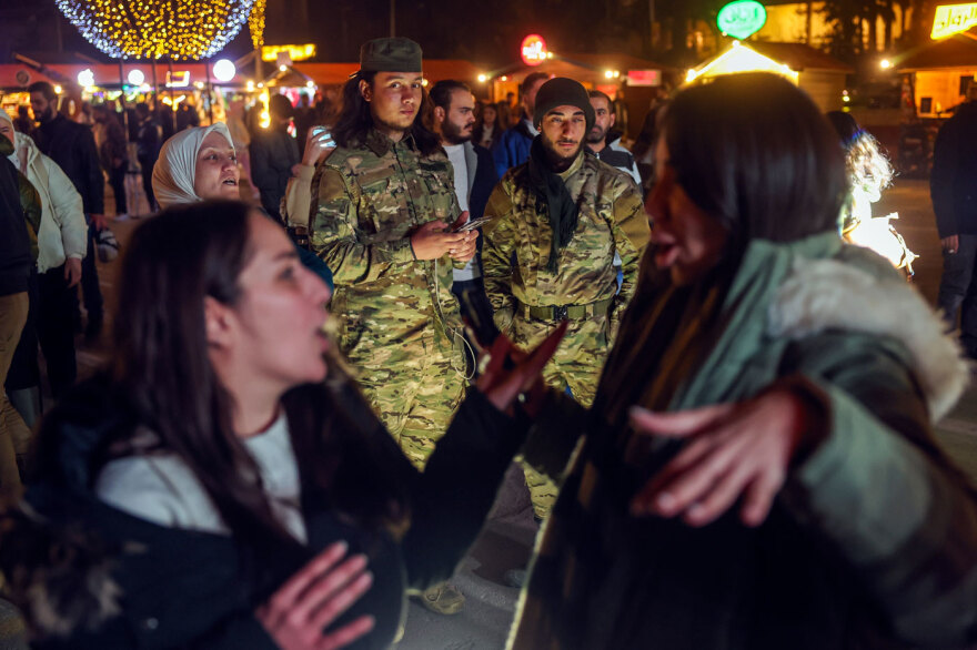 Τα Χριστούγεννα ανά τον κόσμο - Δείτε φωτογραφίες από την Ουκρανία μέχρι την Αυστραλία