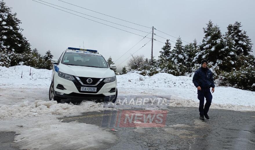 Κλειστό λόγω καιρού το χιονοδρομικό σε Παρνασσό - Πηγμένα τα Καλάβρυτα, δεν αφήνουν άλλο κόσμο να προσεγγίσει