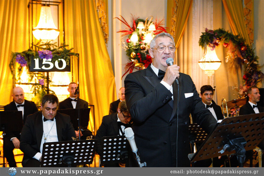 Εορταστικό gala με τον κορυφαίο μαέστρο Γιάννη Χατζηλοΐζου και την Φιλαρμονική Αθηνών