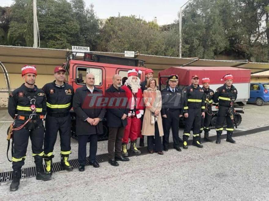 Ο Άγιος Βασίλης και η 6η ΕΜΑΚ μοίρασαν δώρα στα παιδιά που νοσηλεύονται στο Καραμανδάνειο Πατρών – Δείτε φωτογραφίες