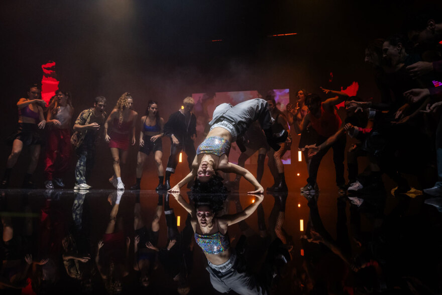 Είδαμε το καταιγιστικό «Οξυγόνο» στη Στέγη