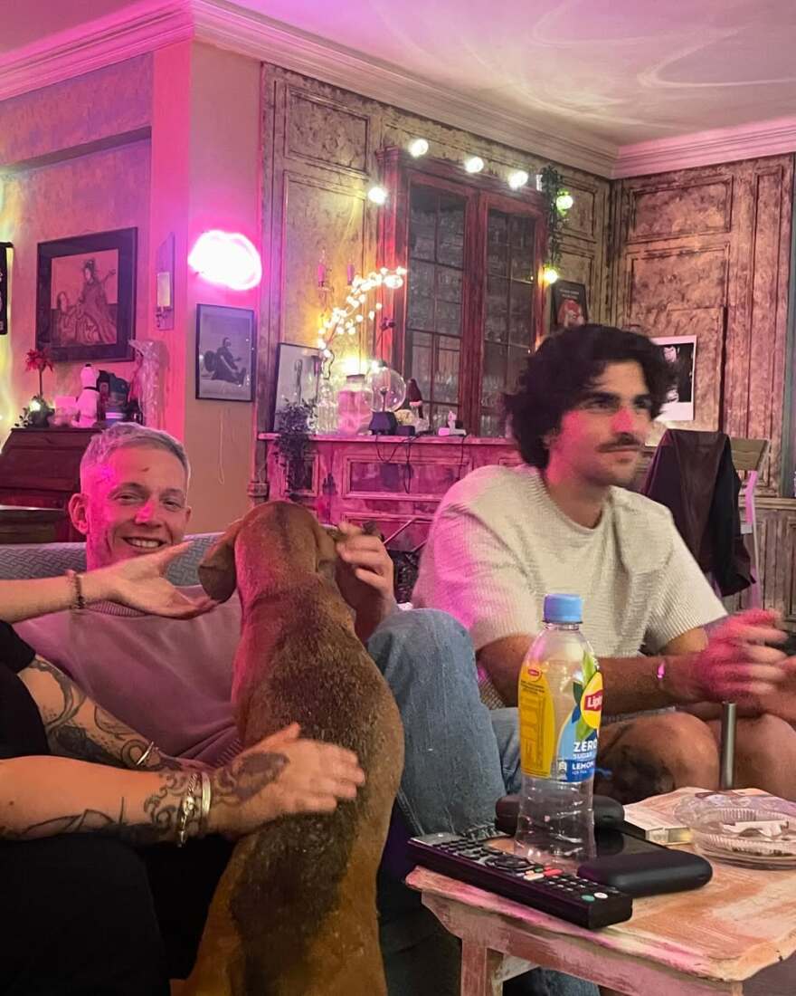 Χρύσα Μιχαλοπούλου: Ανέβασε μια φωτογραφία του Λεωνίδα Κουτσόπουλου με τον γιο τους στα χιόνια