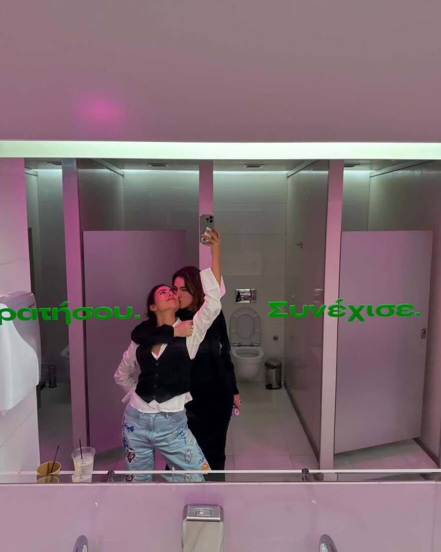 Χρύσα Μιχαλοπούλου: Ανέβασε μια φωτογραφία του Λεωνίδα Κουτσόπουλου με τον γιο τους στα χιόνια