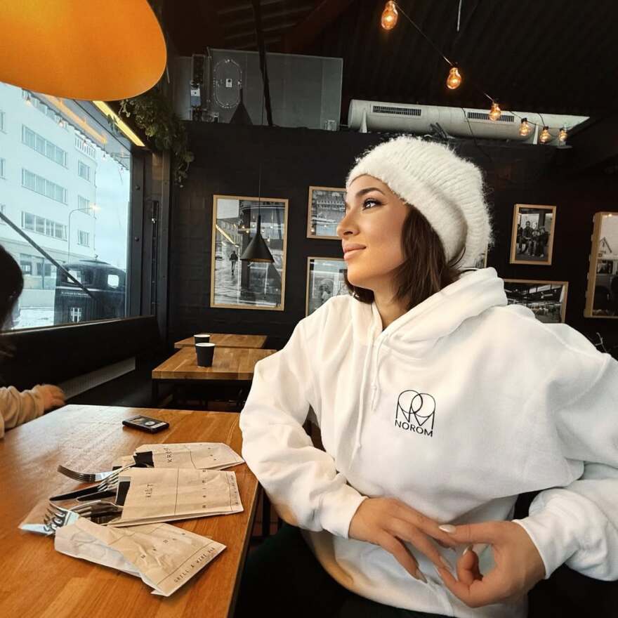  Καλομοίρα: Ποζάρει στα χιόνια και αποκαλύπτει τους στόχους της για τη νέα χρονιά