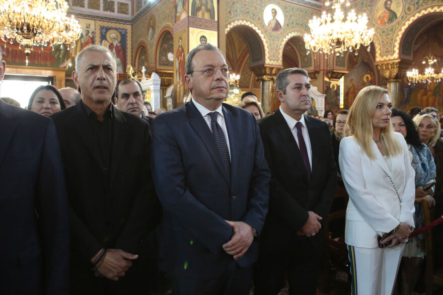 Τελέσθηκε ο αγιασμός των Υδάτων στον Πειραιά - Παρόντες Φάμελλος, Γεραπετρίτης, Χαρδαλιάς