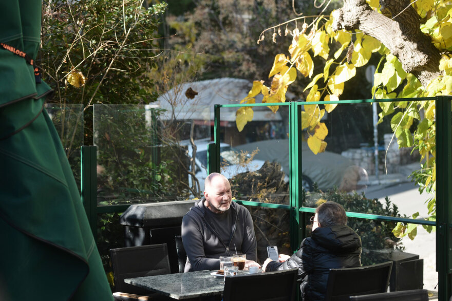 Ο Στάθης Καλύβας στον Δανίκα: «Γιατί διαλύθηκε ο ΣΥΡΙΖΑ μέσα σε μια δεκαετία»