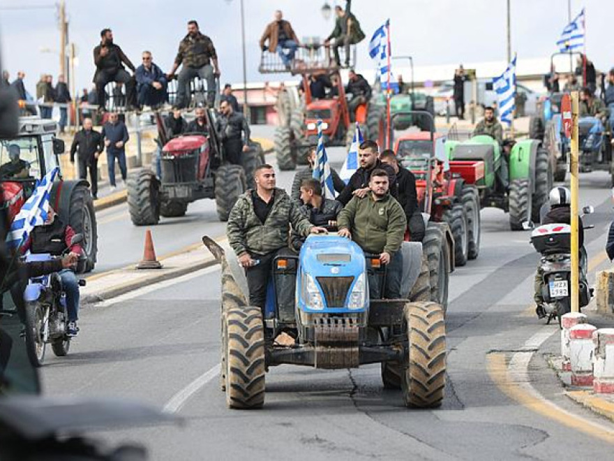 Σε εξέλιξη το παγκρήτιο παναγροτικό συλλαλητήριο - Δείτε φωτογραφίες