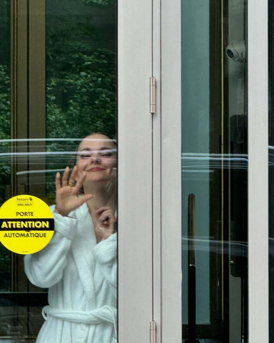 Νταμιάνο Νταβίντ: Η ερωτική εξομολόγηση στην Ντοβ Κάμερον - Ακόμα δεν μπορώ να πιστέψω ότι είσαι η κοπέλα μου