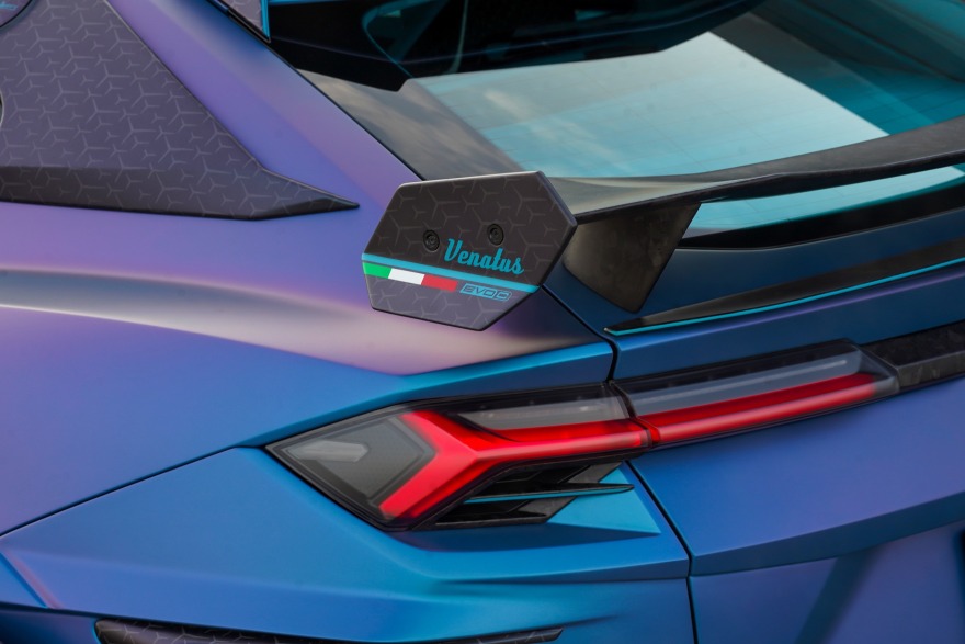 Η Lamborghini Urus γίνεται δίθυρo coupe