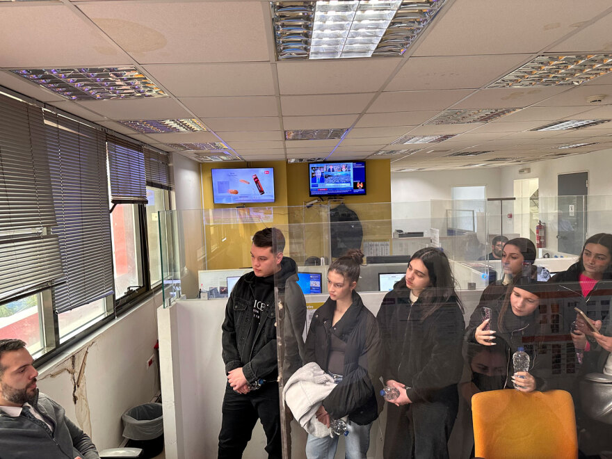 Οι μαθητές του Εκπαιδευτικού Οργανισμού «Θεμιστοκλής» έφτιαξαν το δικό τους «Πρώτο Θέμα»