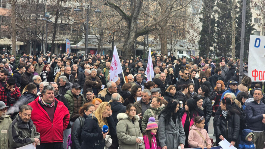 Συγκέντρωση στο Σύνταγμα για τα Τέμπη - Πάνω από 110 συλλαλητήρια σε όλη την Ελλάδα