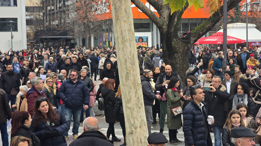 Συγκέντρωση στο Σύνταγμα για τα Τέμπη - Πάνω από 110 συλλαλητήρια σε όλη την Ελλάδα