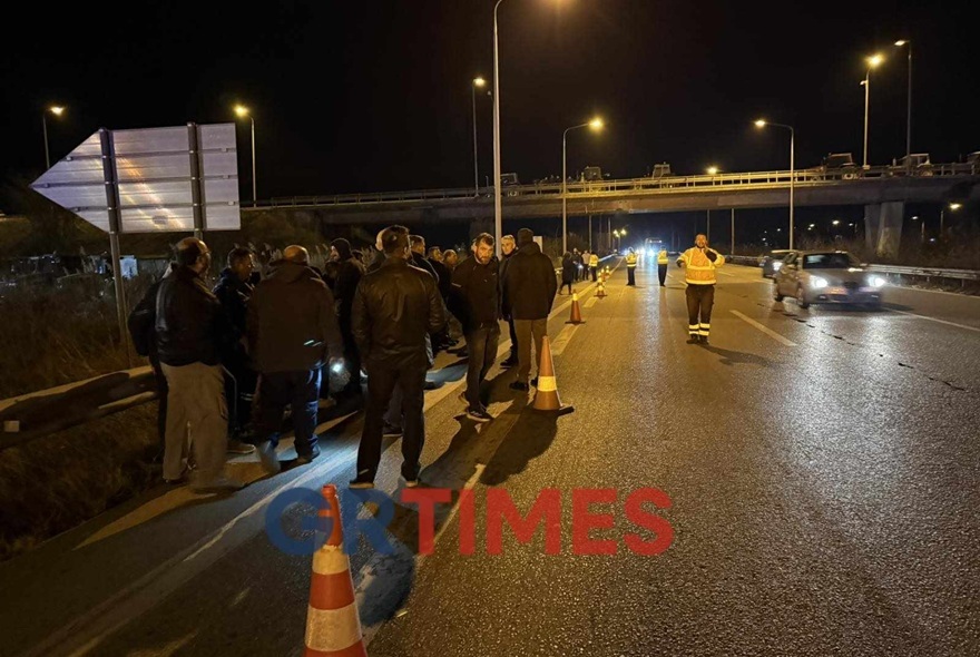 Κεντρική Μακεδονία: Μεγαλώνει ο αριθμός των αγροτών που συμμετέχουν στις κινητοποιήσεις - Ανοιχτοί οι δρόμοι