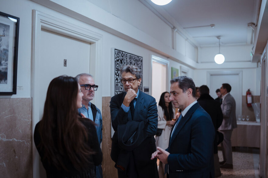 “Εικαστική κατάληψη” στο Υπουργείο Εσωτερικών