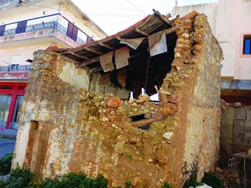 Αρκαλοχώρι: Κατεδαφίζονται 80 επικίνδυνα κτήρια τρία χρόνια μετά τον καταστροφικό σεισμό