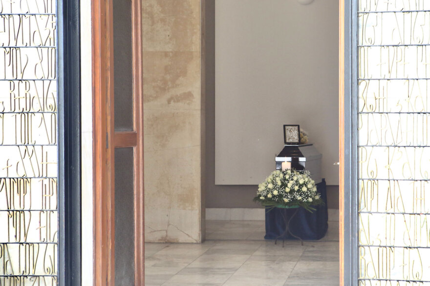 Στο Α' Νεκροταφείο Αθηνών το τελευταίο αντίο στον σκηνοθέτη Δημήτρη Κολλάτο