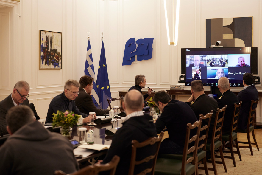 Τι είπαν οι σεισμολόγοι στη σύσκεψη με τον Μητσοτάκη για την Σαντορίνη - Ανησυχία σε λογικά πλαίσια