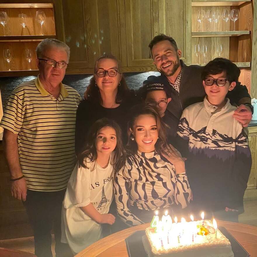 Καλομοίρα: Βρίσκομαι σε ένα ταξίδι αυτοθεραπείας και έχει υπάρξει αποκαλυπτικό, έγραψε η τραγουδίστρια για τα 40α γενέθλιά της