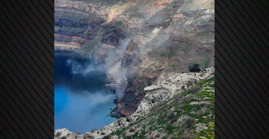 Κατολισθήσεις στη Σαντορίνη λόγω των συνεχών σεισμών - Δείτε βίντεο από τον όρμο του Αθηνιού