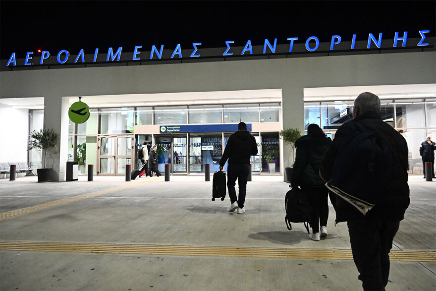 santorini-aerodromio-1