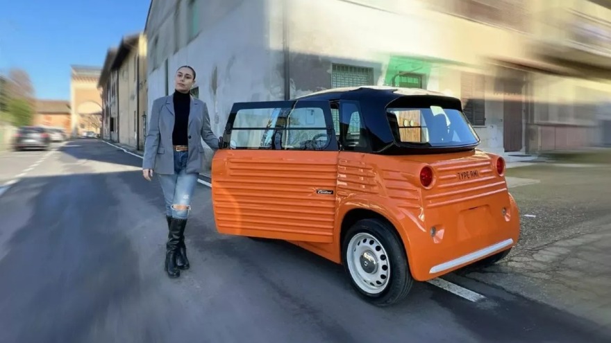 Το Citroen Ami ταξιδεύει πίσω το χρόνο