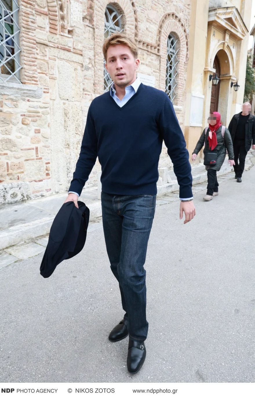 Παύλος Ντε Γκρες: «Όπως κάθε Έλληνας, έτσι και ο γιος μου θα υπηρετήσει στον στρατό»