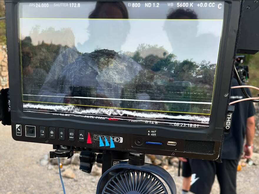 Νία Βαρντάλος: Αναπολεί τα γυρίσματα στην Ελλάδα - Οι φωτογραφίες από το σετ του «Γάμος αλά ελληνικά 3»