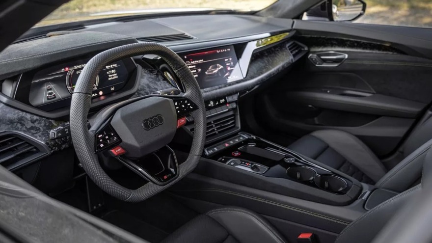 Στην Ελλάδα τα νέα Audi e-tron GT/RS e-tron GT