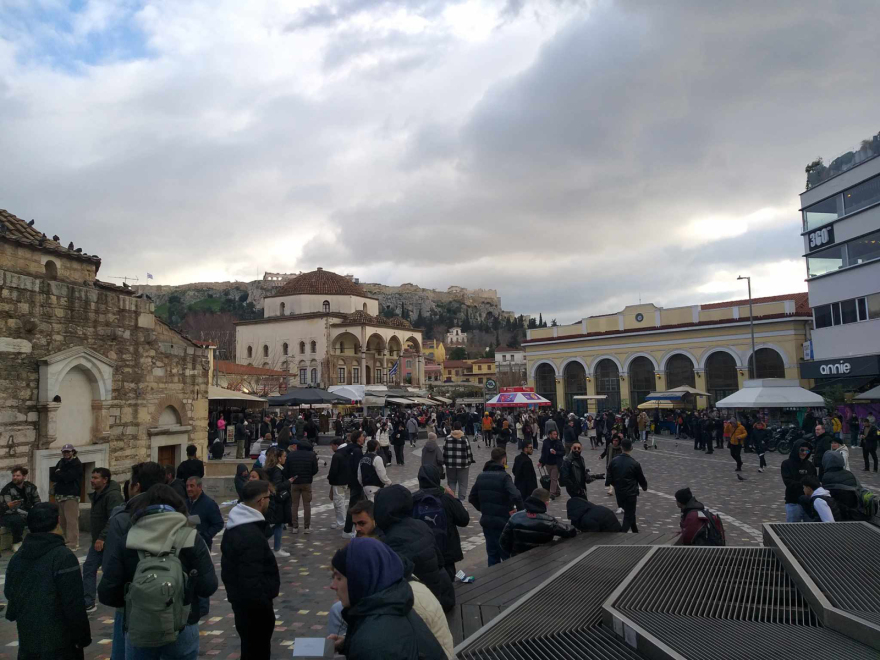 Φάρσα το τηλεφώνημα για βόμβα στον σταθμό του Μετρό στο Μοναστηράκι - Αποκαθίσταται σταδιακά η κυκλοφορία