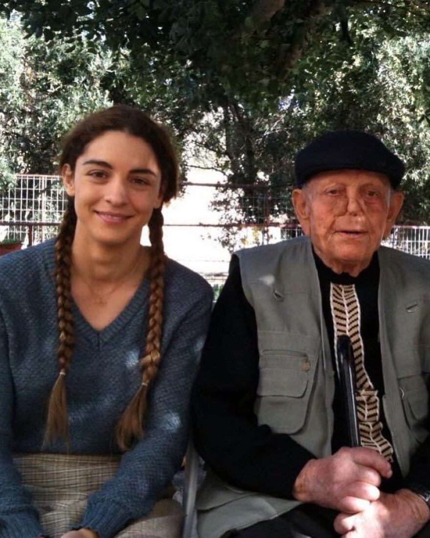 Γιούλικα Σκαφιδά: Αναπολεί τη συμμετοχή της στη σειρά «Το Νησί»