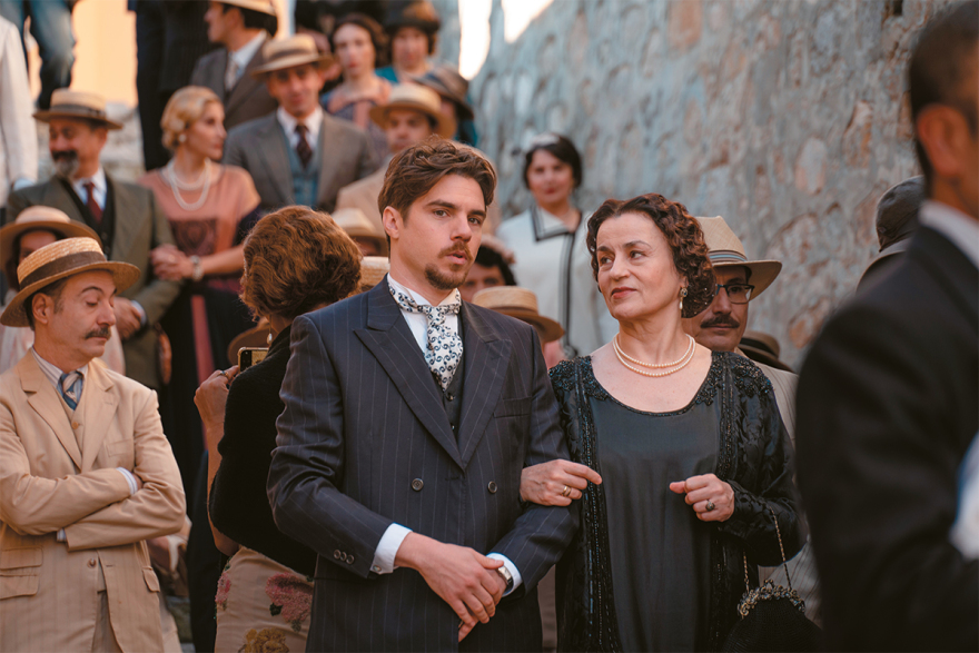 «Μεγάλη Χίμαιρα»: Αθήνα και Σύρος μεταμορφώνονται για τα γυρίσματα της νέας ταινίας