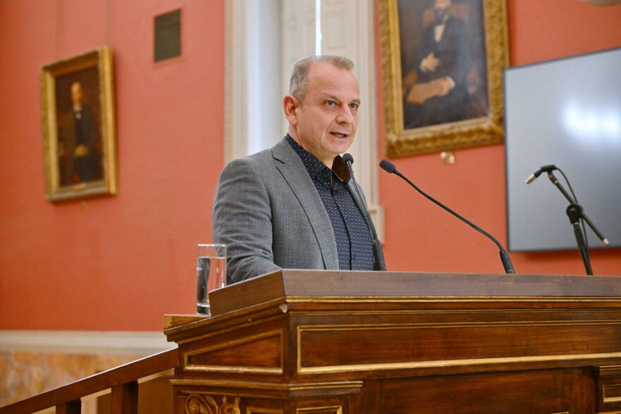 To Πανεπιστήμιο Αθηνών βράβευσε διακριθέντες αθλητές και αθλήτριες του