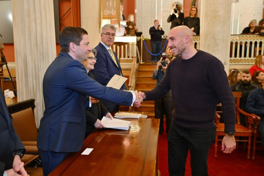 To Πανεπιστήμιο Αθηνών βράβευσε διακριθέντες αθλητές και αθλήτριες του