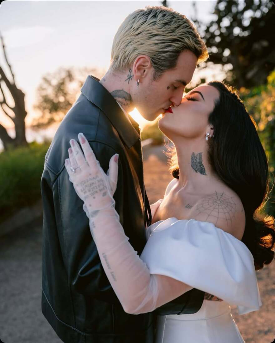 Ντέμι Λοβάτο: Η δημόσια ερωτική εξομολόγηση στον αρραβωνιαστικό της - Ανυπομονώ να γεράσω μαζί σου 