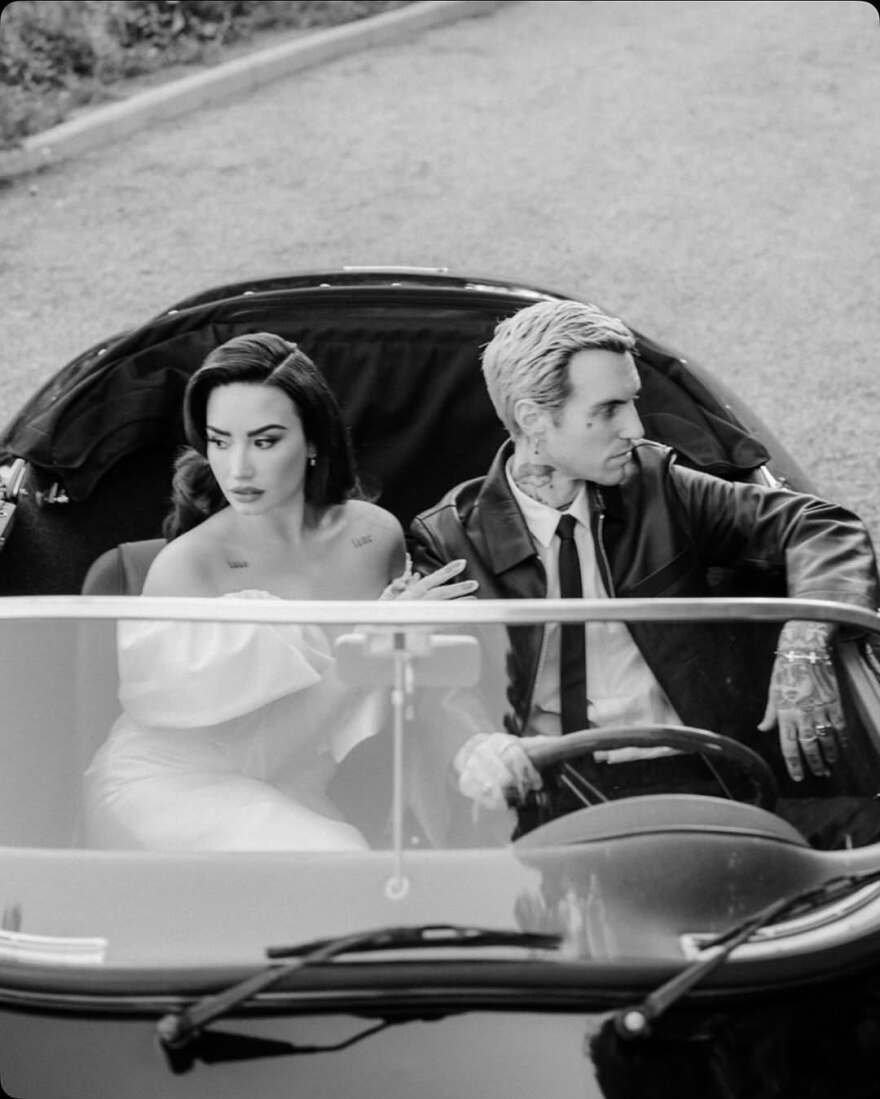 Ντέμι Λοβάτο: Η δημόσια ερωτική εξομολόγηση στον αρραβωνιαστικό της - Ανυπομονώ να γεράσω μαζί σου 