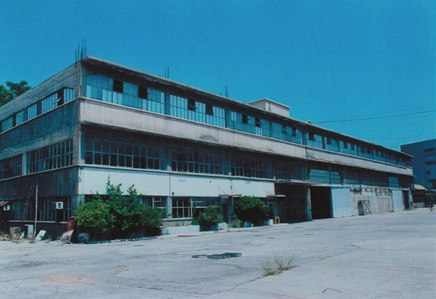 Το εργοστάσιο σχολικών θρανίων στην Πειραιώς γίνεται νέο στέκι πολιτισμού