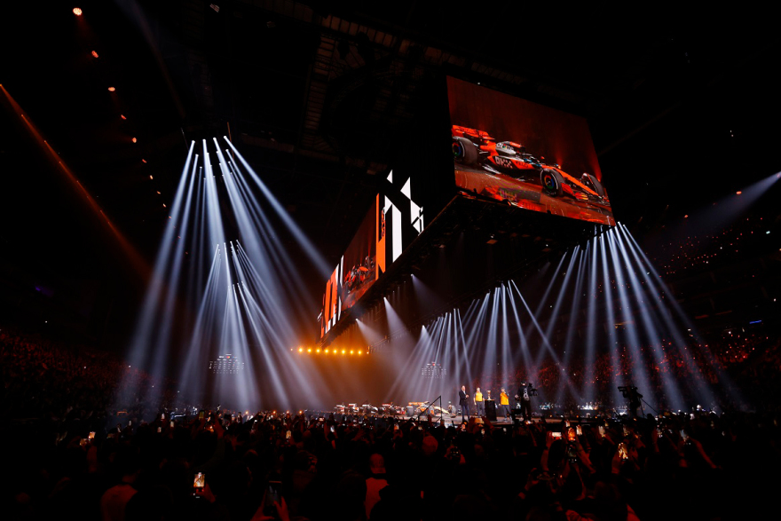 Φαντασμαγορική έναρξη σεζόν για τη Formula 1 στην O2 Arena του Λονδίνου 