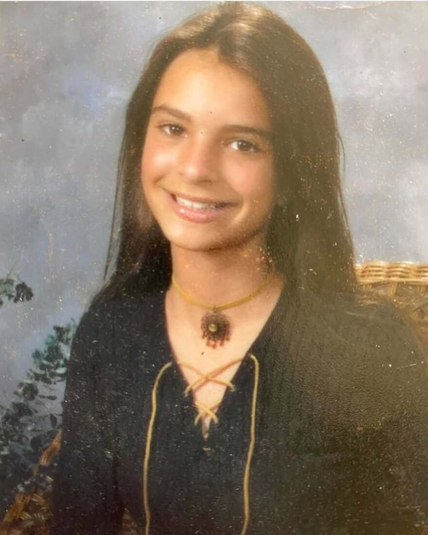 Η Έμιλι Ραταϊκόφσκι μοιράστηκε φωτογραφίες από την παιδική της ηλικία στο Instagram