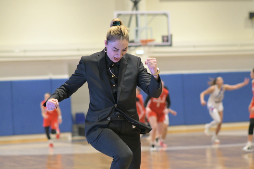 Πήρε εκδίκηση για την ήττα στον τελικό Κυπέλλου ο ΠΑΣ Γιάννινα της Ερντέμ, κέρδισε 88-77 τον Ολυμπιακό! - Φωτογραφίες