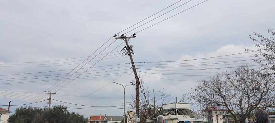 Φορτηγό γκρέμισε μεταλλική πεζογέφυρα στην εθνική οδό Αντιρρίου - Ιωαννίνων