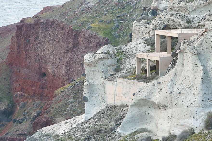 Εισαγγελία Νάξου: Κάντε ελέγχους για αυθαίρετα στην Καλντέρα - ΥΔΟΜ Θήρας: Δεν έχουμε υπαλλήλους