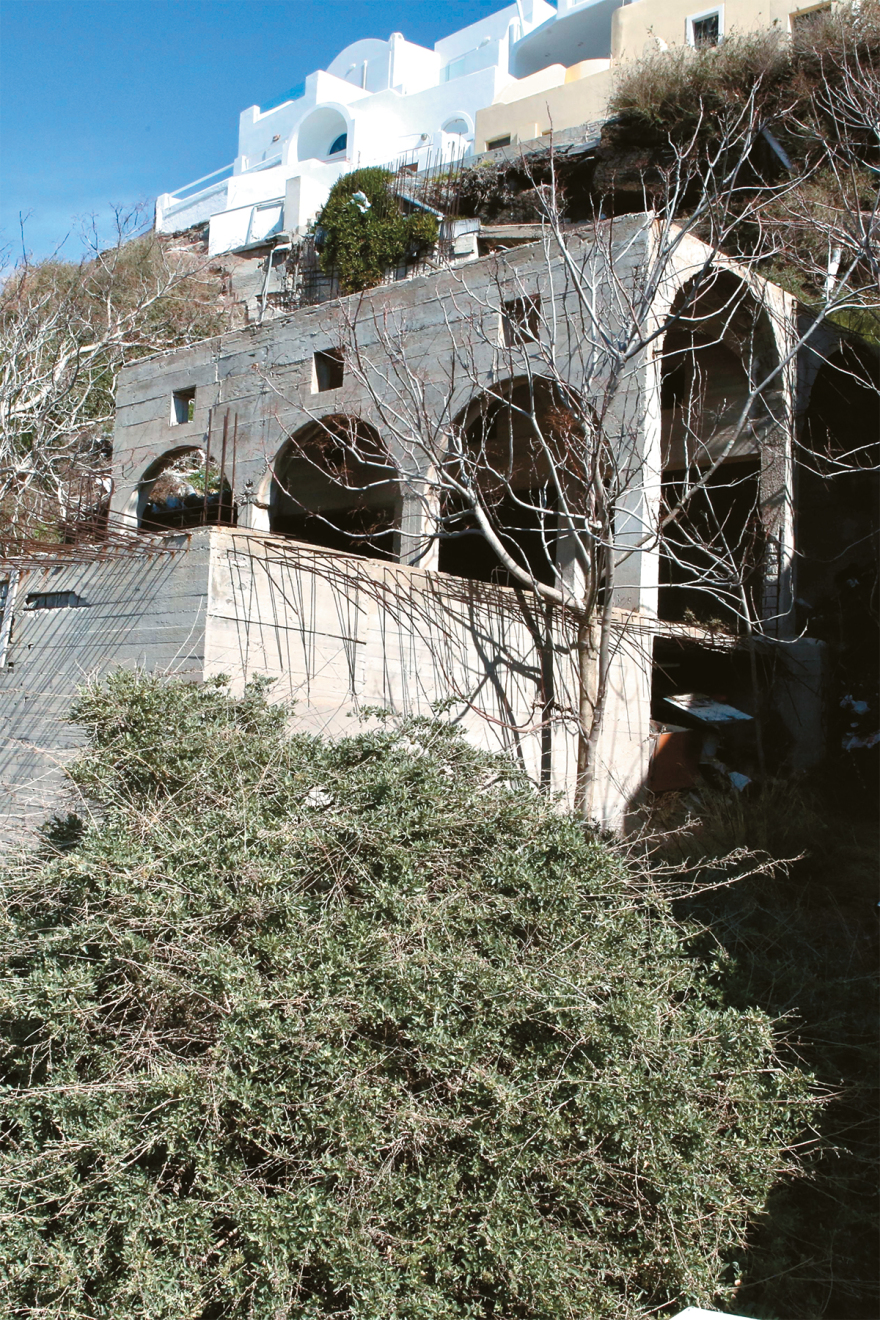 Εισαγγελία Νάξου: Κάντε ελέγχους για αυθαίρετα στην Καλντέρα - ΥΔΟΜ Θήρας: Δεν έχουμε υπαλλήλους