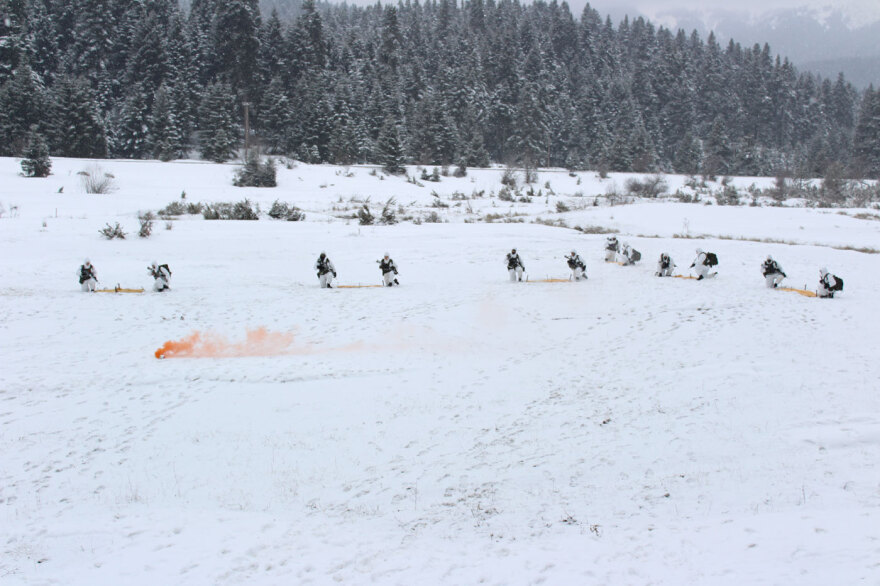 ΣΜΥ: Το εντυπωσιακό βίντεο από την εκπαίδευση μέσα στα χιόνια στο Περτούλι