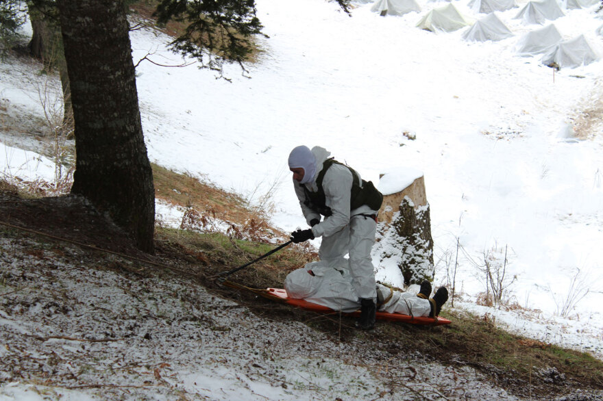 ΣΜΥ: Το εντυπωσιακό βίντεο από την εκπαίδευση μέσα στα χιόνια στο Περτούλι