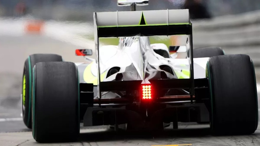 Σε δημοπρασία η Brawn του Τζένσον Μπάτον